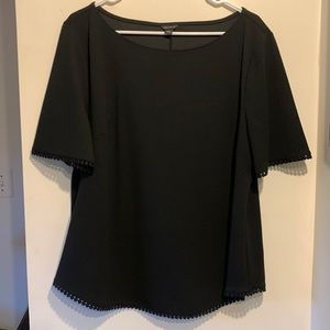 Ann Taylor black short sleeve top